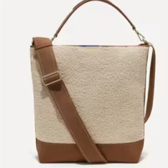 Rothy's Limited Edition Honeybun Boucle Bucket Bag!!! - Picture 2 of 9